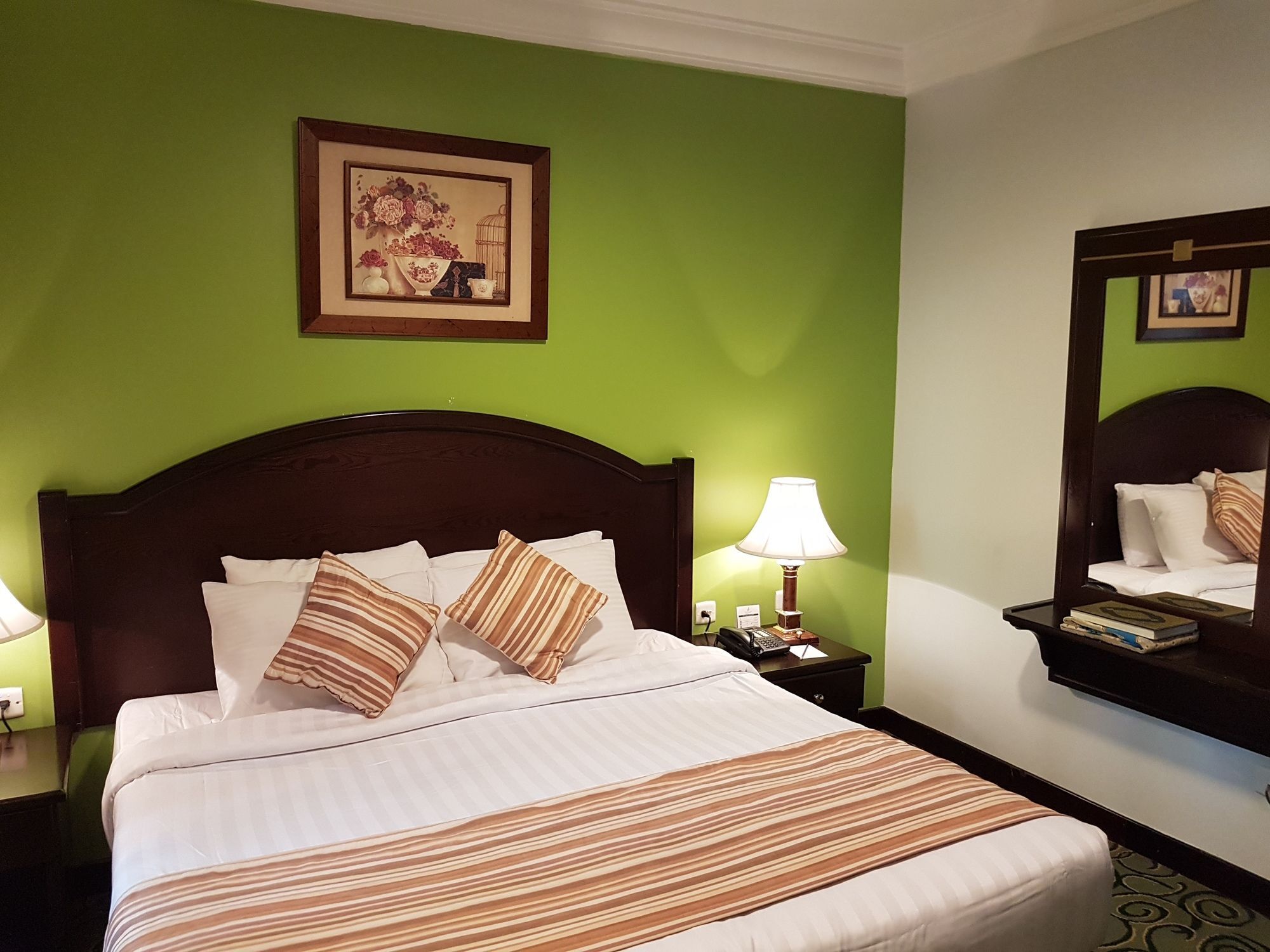 Taiba Suites Madinah Medina Exterior foto Deluxe Room